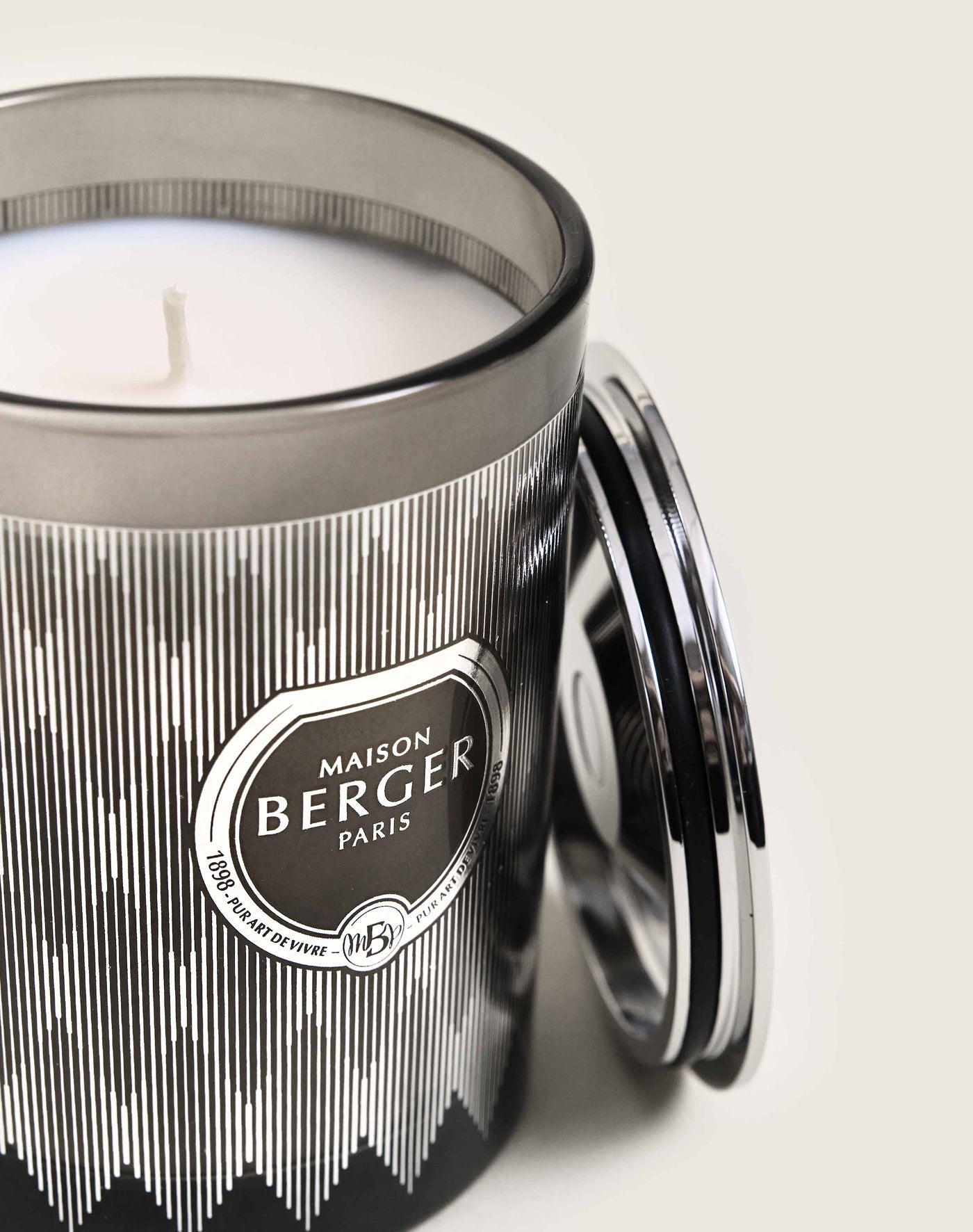 Grey Evanescence Scented Candle