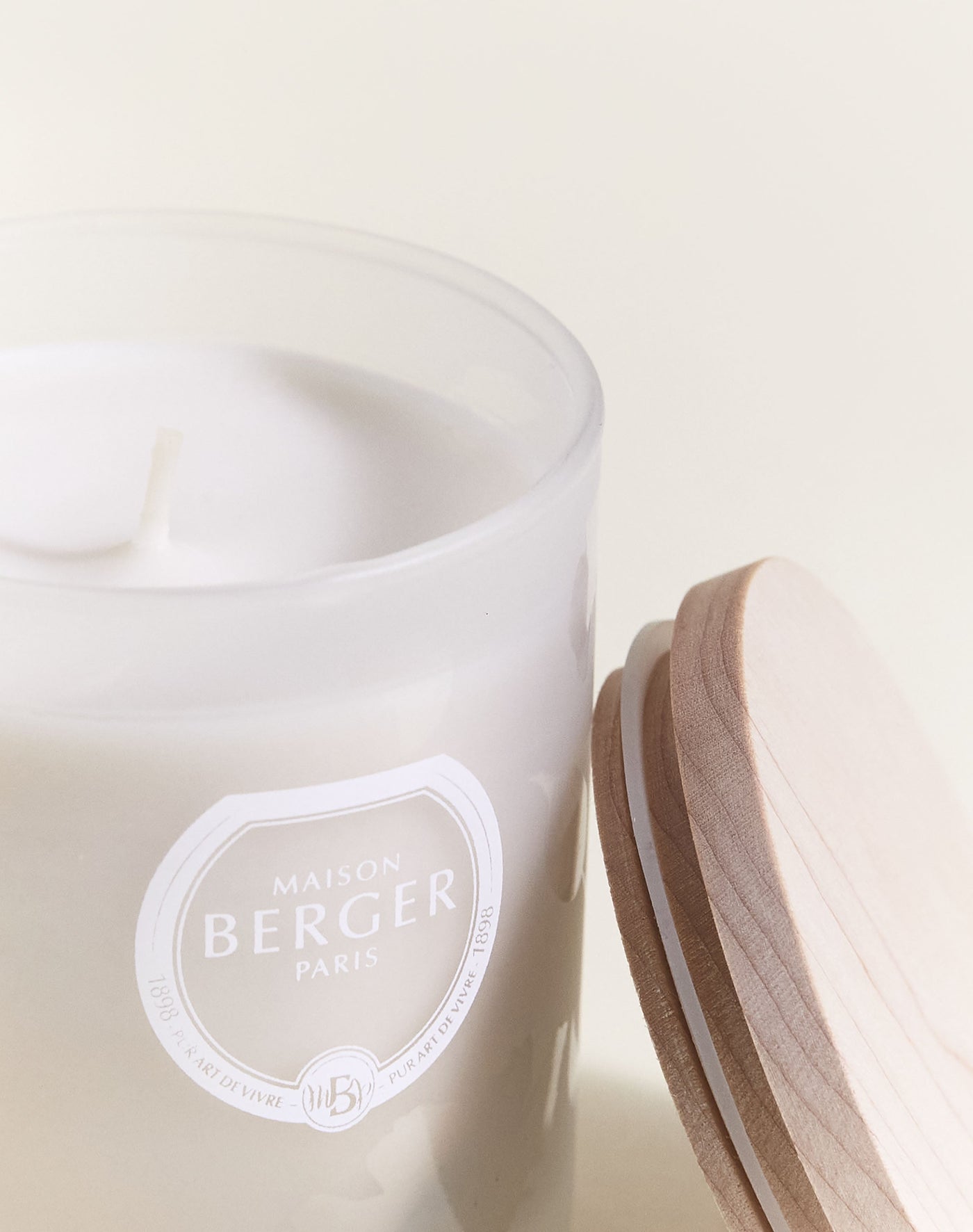Aroma D-Stress Scented Candle