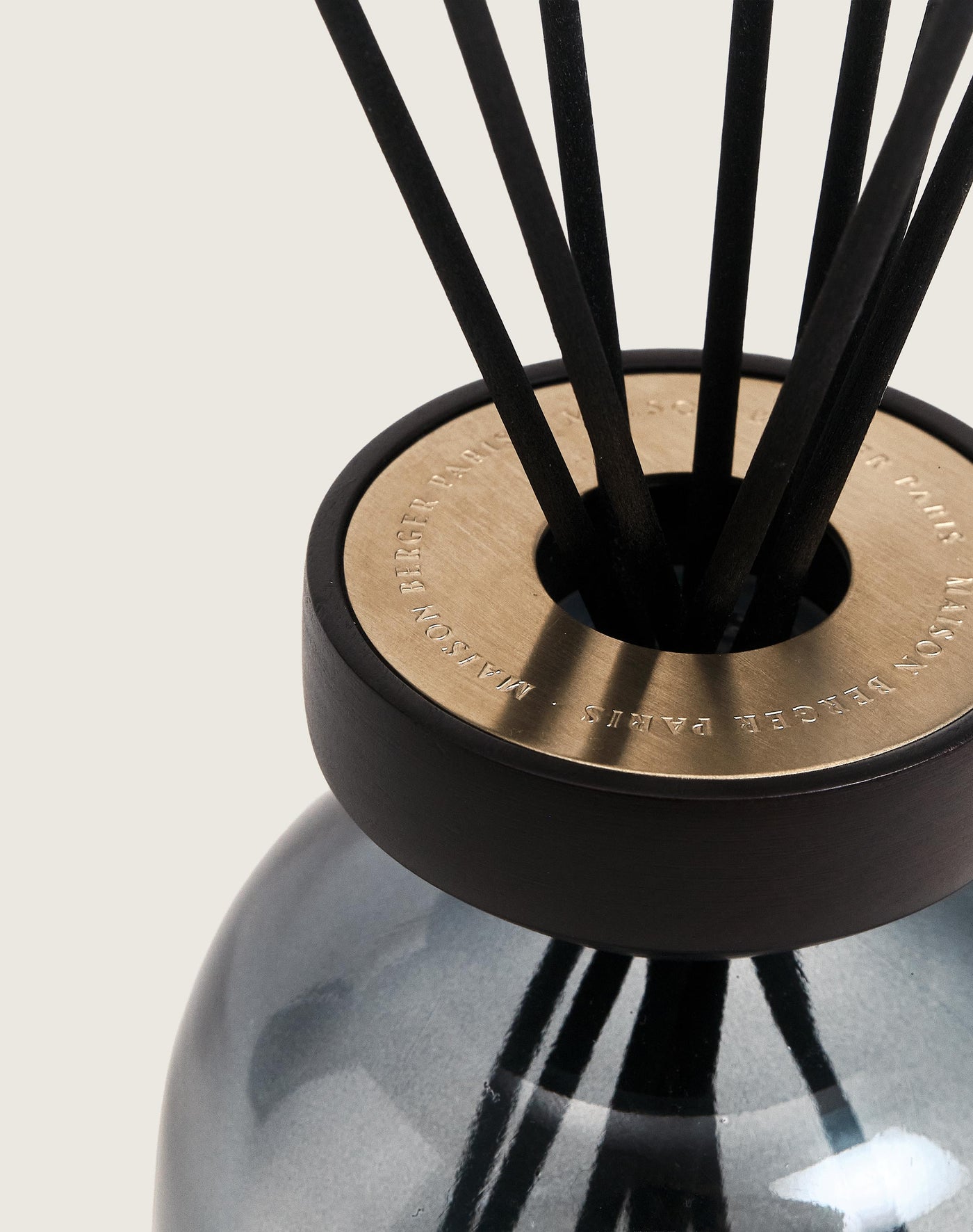 Cozy Musk Wood Scented Bouquet